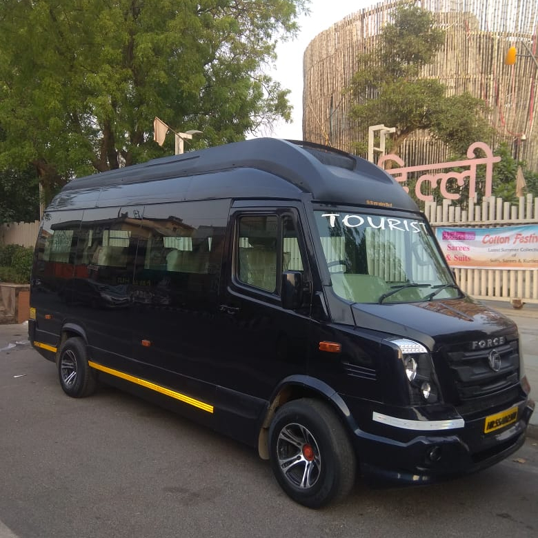 9 seater tempo traveller on rent in Faridabad