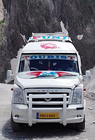 Punj Travels Chandigarh