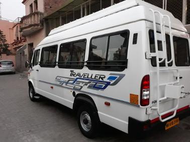 Tempo Traveller In Delhi